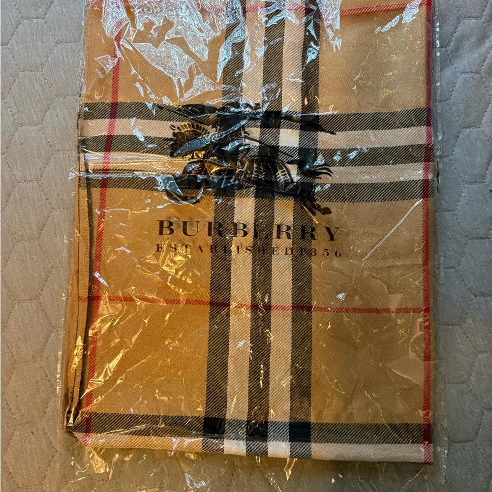 Burberry Wide Check Wool Silk Scarf - Picture 1 of 6